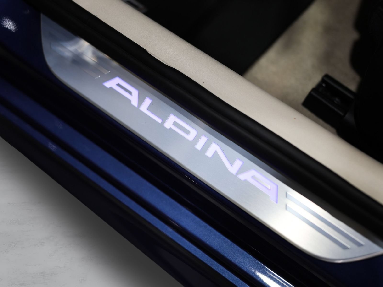 Used 2023 BMW ALPINA B8 xDrive Gran Coupe AWD/4WD image 52