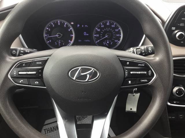 Used 2019 Hyundai Santa Fe SE image 14