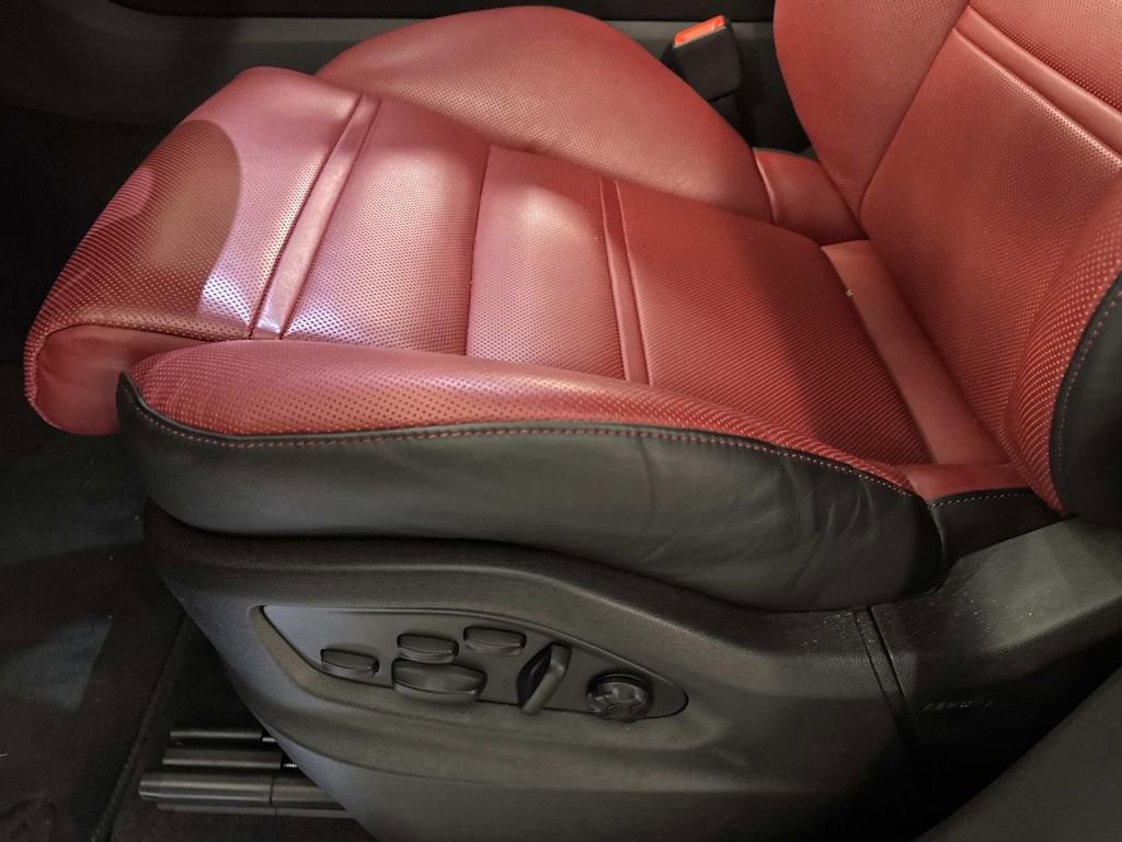 Used 2024 Porsche Cayenne Turbo GT image 16