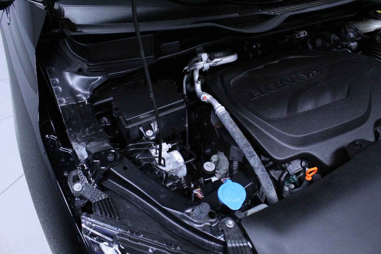 Used 2023 Honda Odyssey Sport image 11