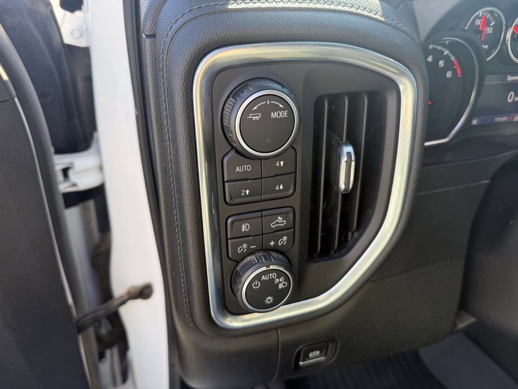 Used 2020 Chevrolet Silverado 1500 LT Trail Boss image 17