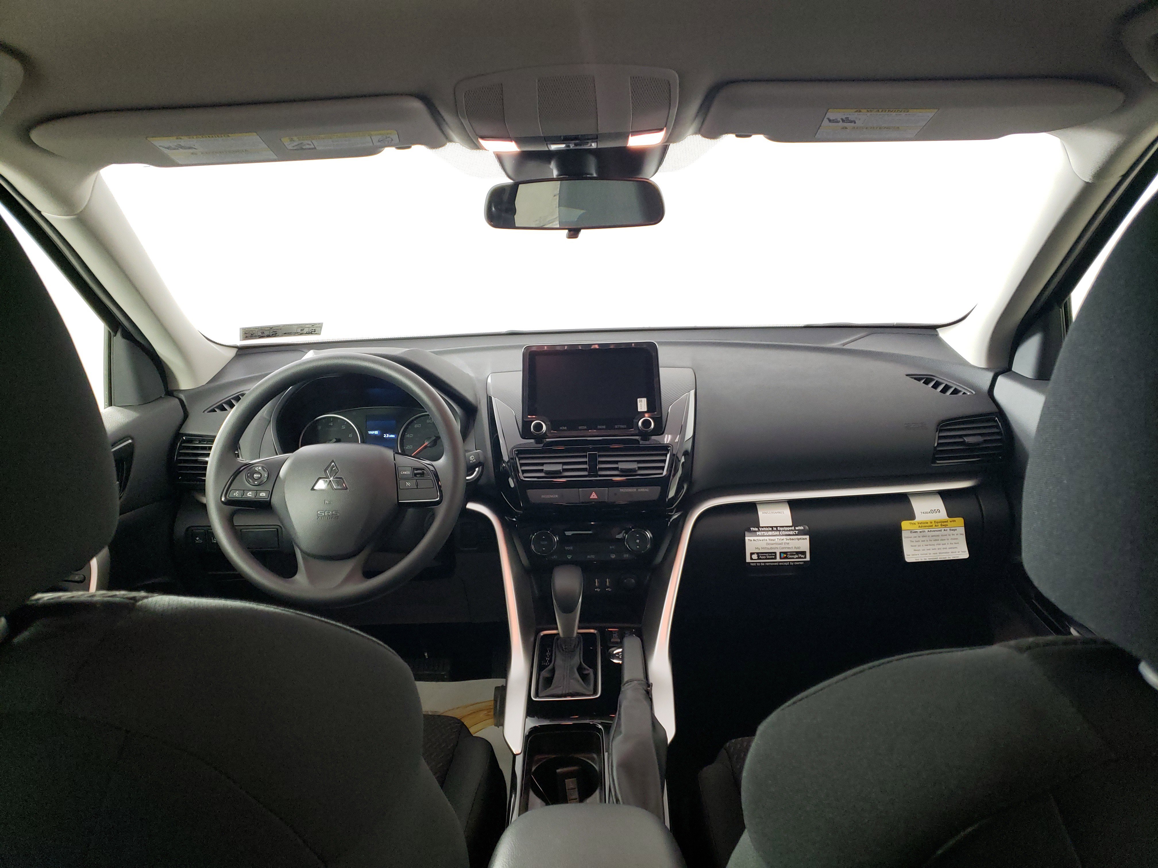 New 2025 Mitsubishi Eclipse Cross LE image 13