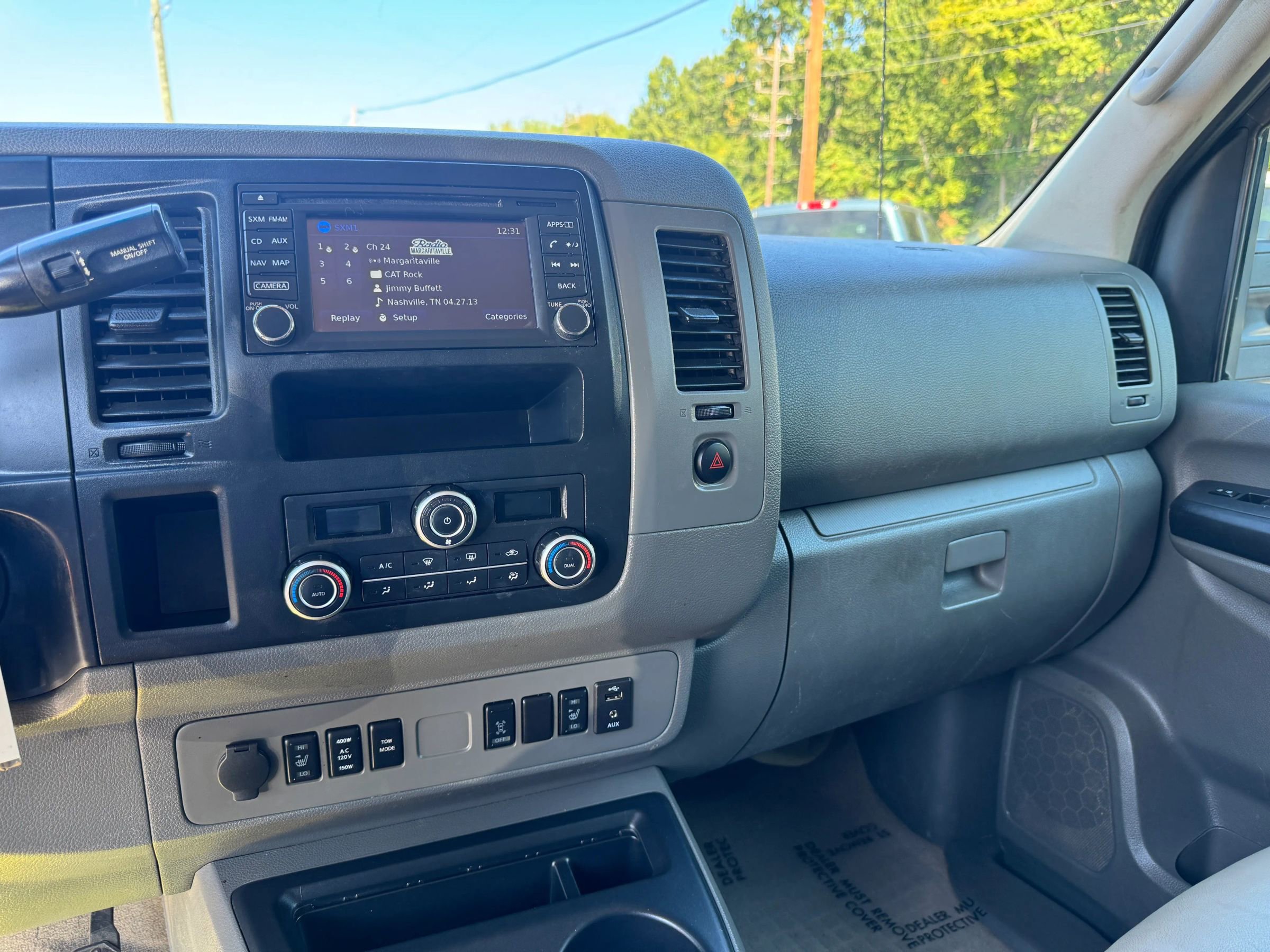 Used 2020 Nissan NV 3500 SL image 20