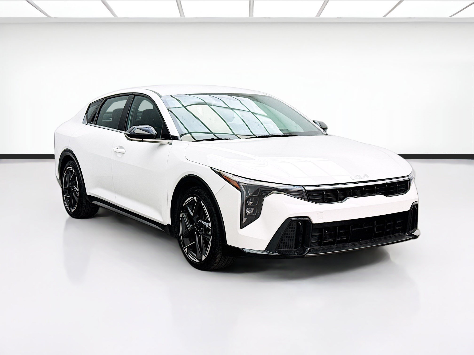Used 2025 Kia K4 GT-Line FWD image 3