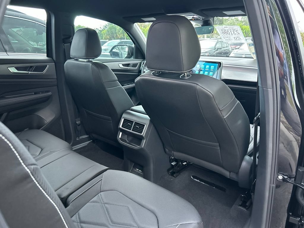 New 2026 Volkswagen Atlas Cross Sport SE FWD image 45