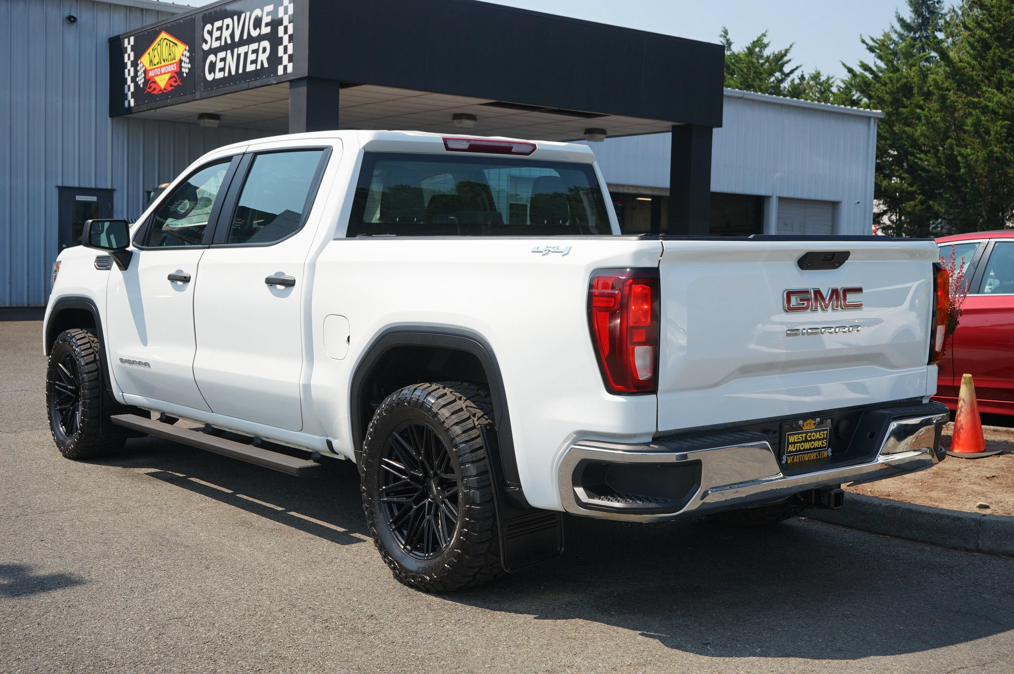 Used 2022 GMC Sierra 1500 Pro w/ Fleet Convenience Package AWD/4WD image 3