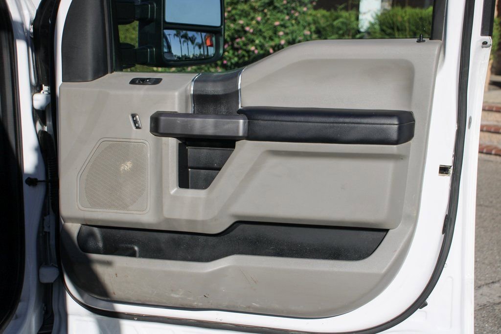 Used 2019 Ford F550 4x4 Crew Cab Super Duty image 37