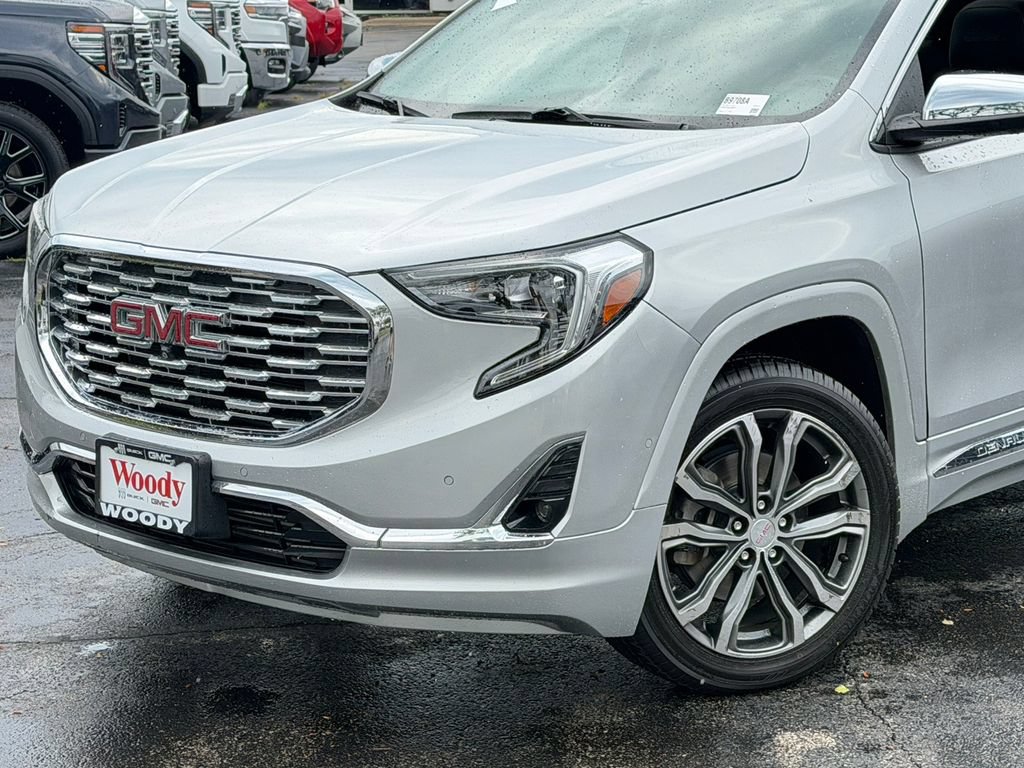 Certified 2019 GMC Terrain Denali w/ Advanced Safety Package AWD/4WD image 3