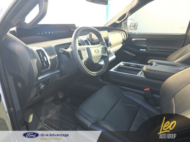 Used 2025 Ford Expedition Tremor AWD/4WD image 6