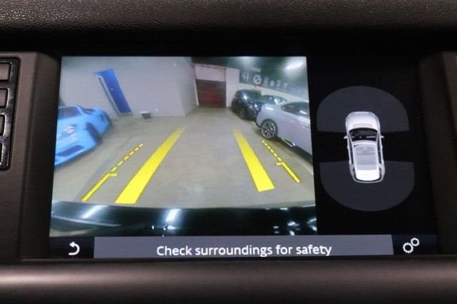 Used 2017 Land Rover Discovery Sport HSE image 14