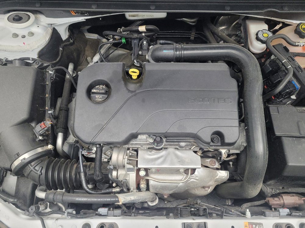 Used 2022 Chevrolet Malibu LT FWD image 30