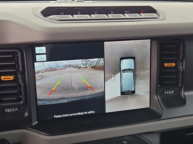 Used 2023 Ford Bronco Badlands image 30