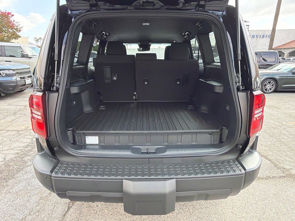 Used 2027 Toyota Land Cruiser 1958 AWD/4WD image 12