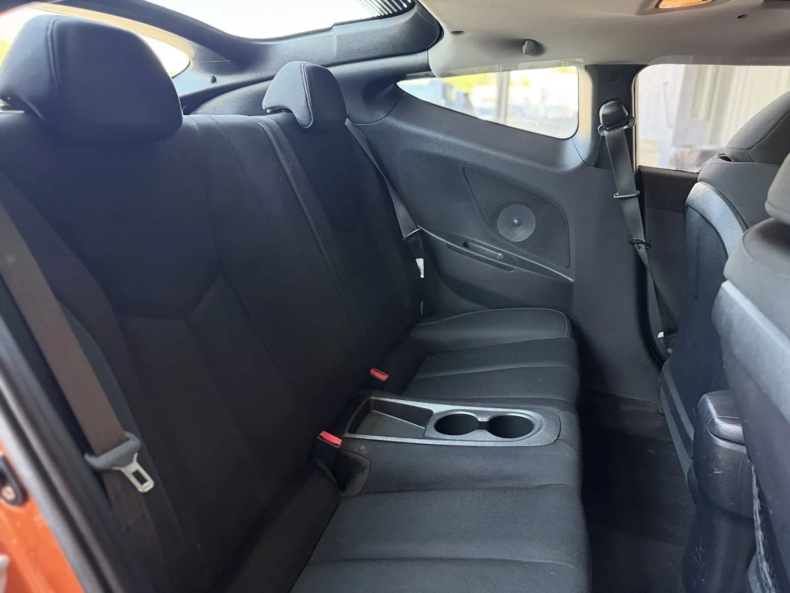Used 2012 Hyundai Veloster FWD image 17
