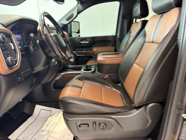 Used 2020 Chevrolet Silverado 2500 High Country w/ Z71 Off-Road Package AWD/4WD image 16