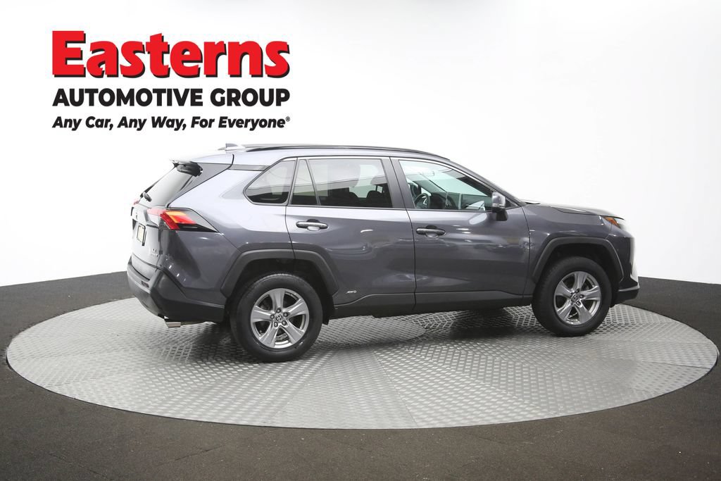 Used 2023 Toyota RAV4 LE AWD/4WD image 43