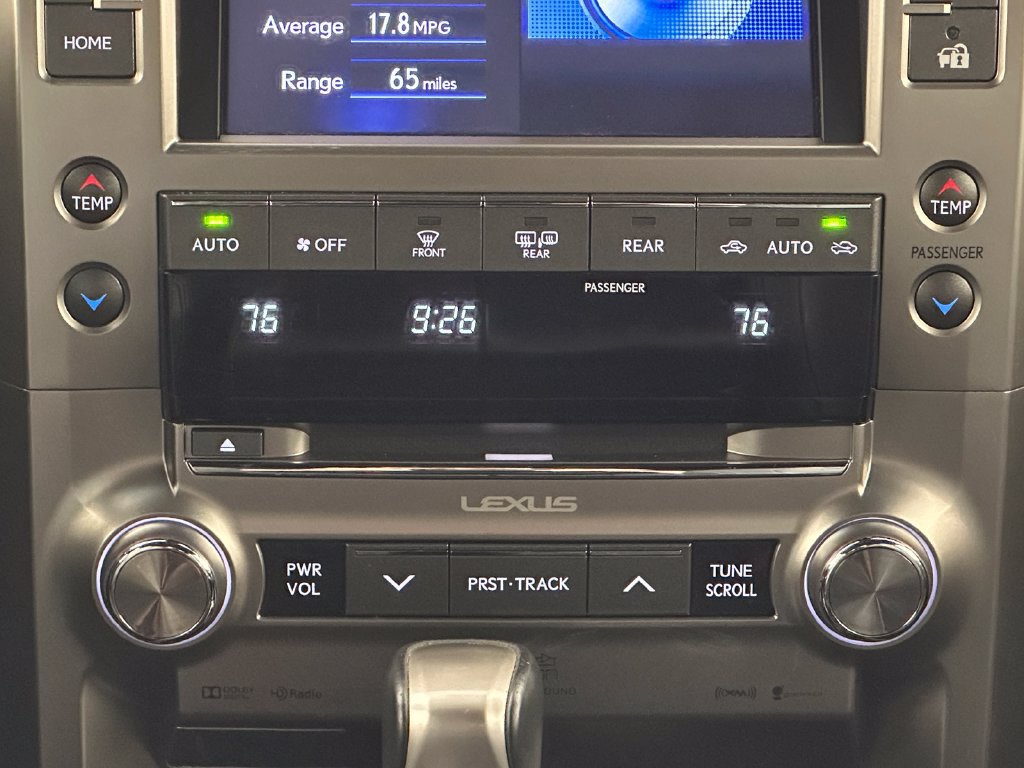 Used 2021 Lexus GX 460 Luxury w/ Accessory Package AWD/4WD image 28