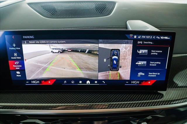 Used 2025 BMW X7 M60i w/ Executive Package image 17