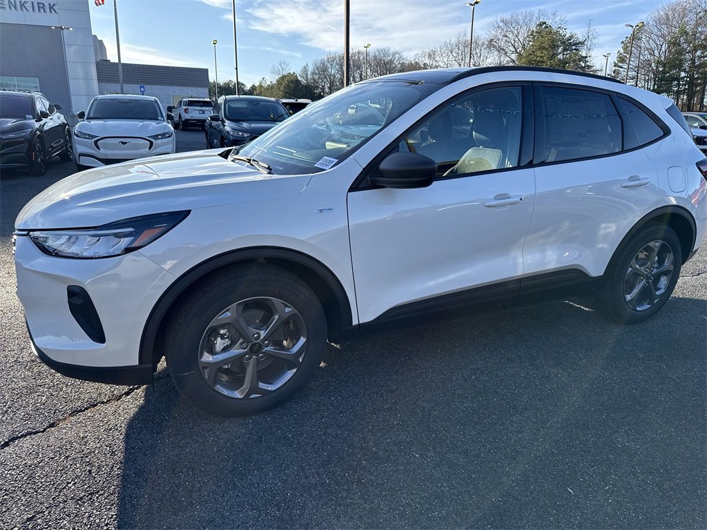 New 2026 Ford Escape ST-Line w/ Tech Pack #1 image 4