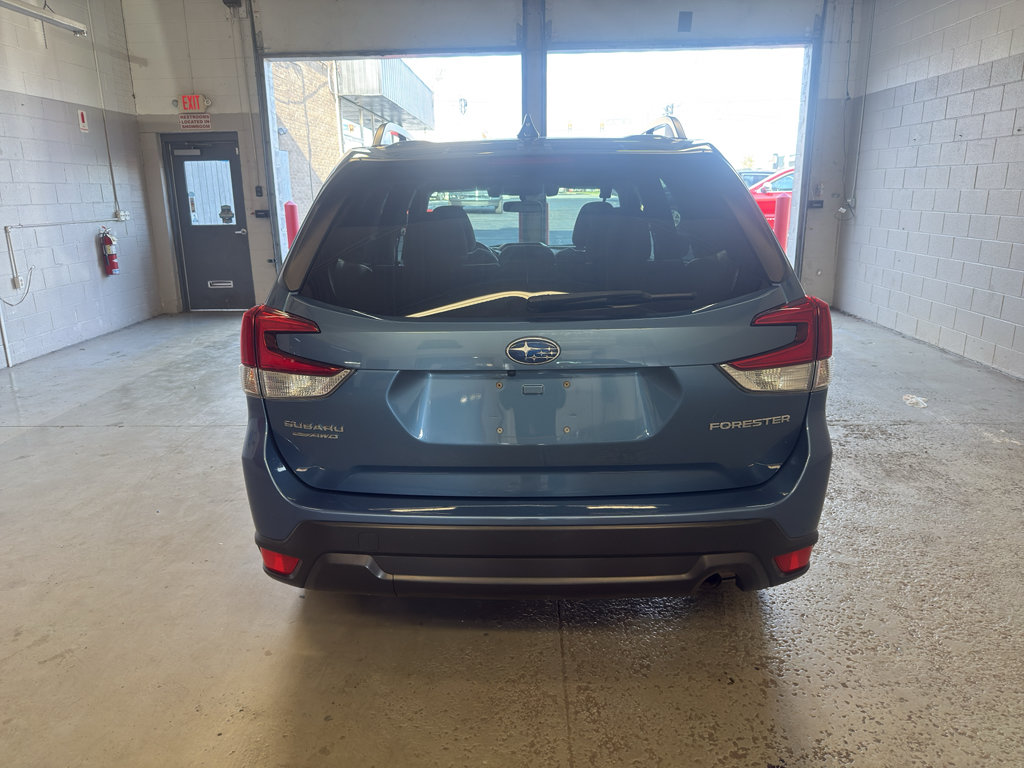 Used 2021 Subaru Forester Premium AWD/4WD image 7