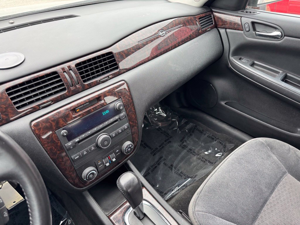 Used 2013 Chevrolet Impala LT FWD image 22