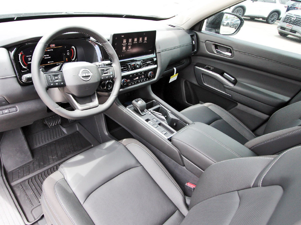 New 2026 Nissan Pathfinder SL w/ SL Premium Package FWD image 12