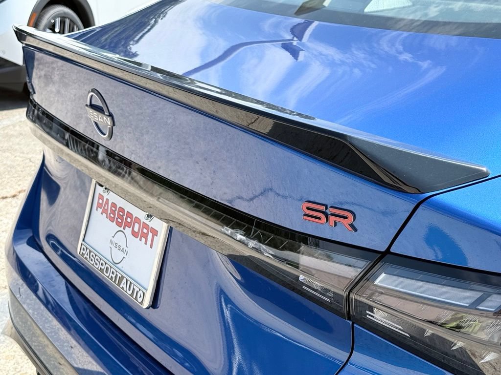 New 2026 Nissan Sentra SR w/ SR Premium Package FWD image 7