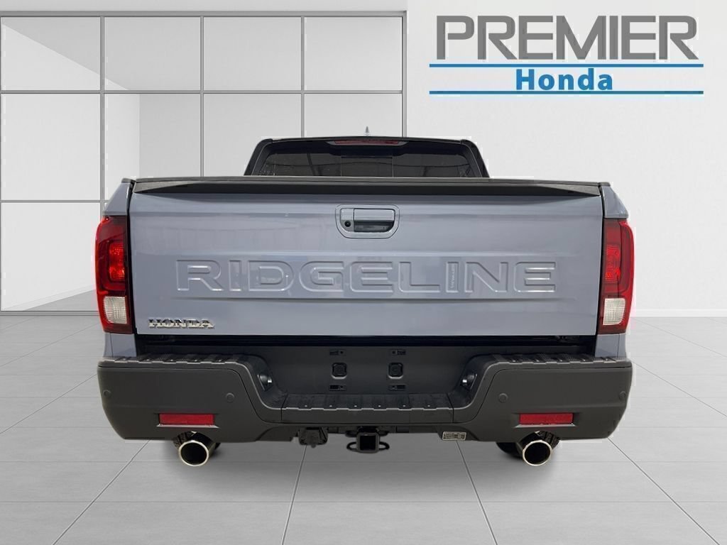 New 2026 Honda Ridgeline Black Edition image 4