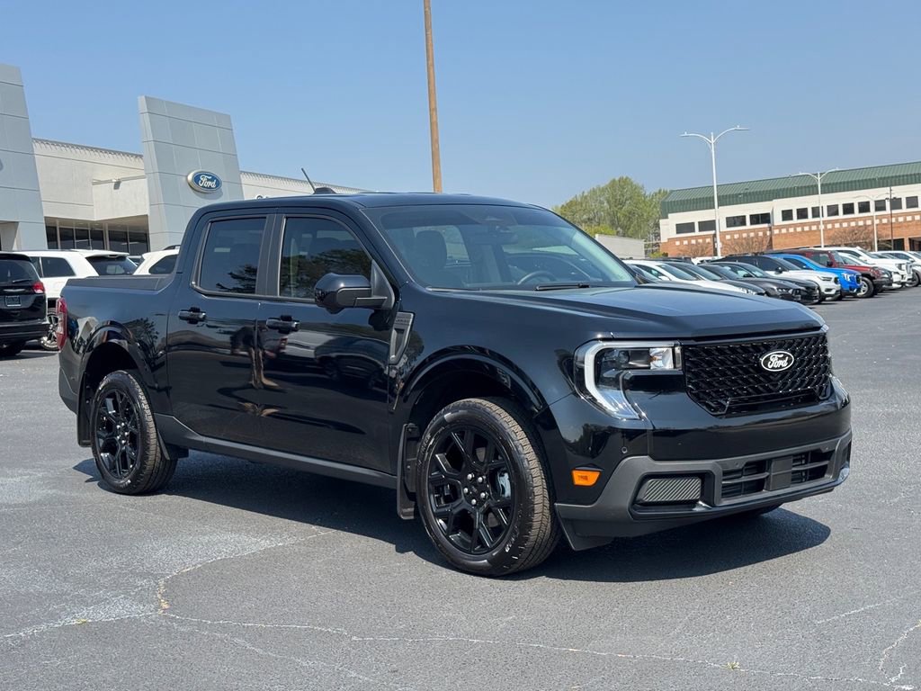 Used 2025 Ford Maverick Lariat w/ Black Appearance Package image 2