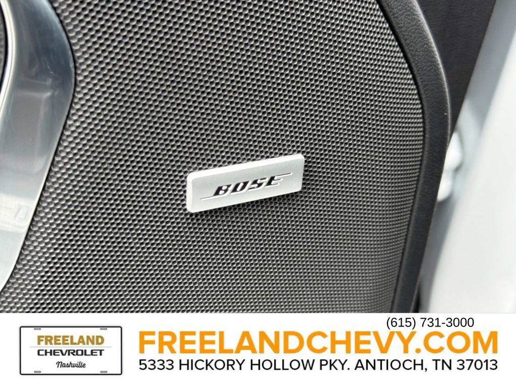 Used 2023 Chevrolet Suburban Premier image 23