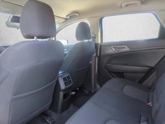 Used 2023 Kia Sportage LX image 14