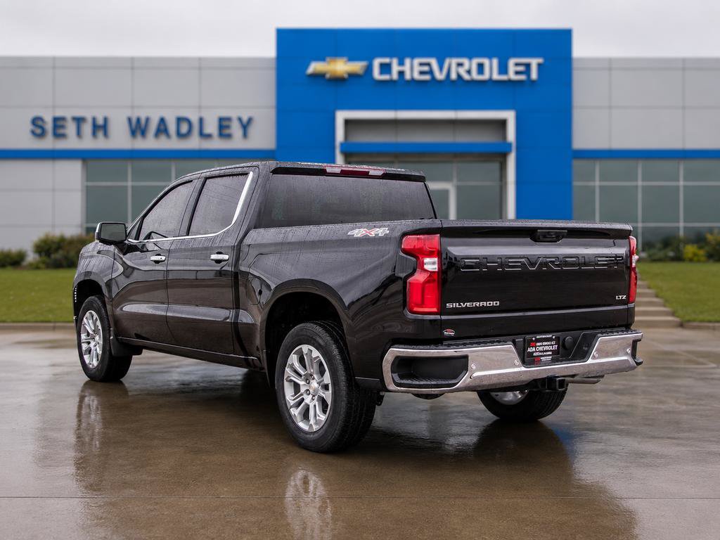 Used 2025 Chevrolet Silverado 1500 LTZ AWD/4WD image 5