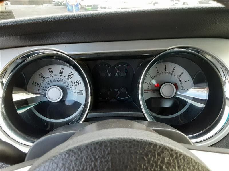 Used 2010 Ford Mustang GT image 18