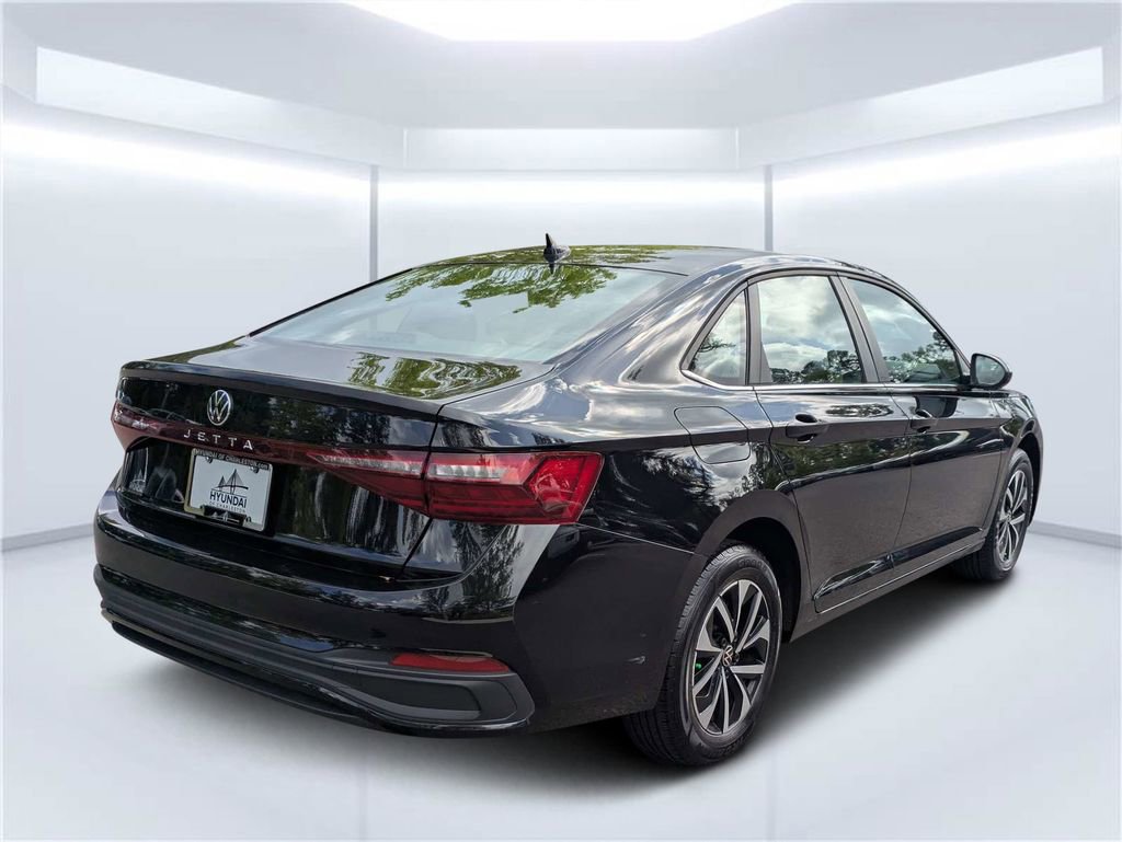 Used 2025 Volkswagen Jetta S FWD image 3