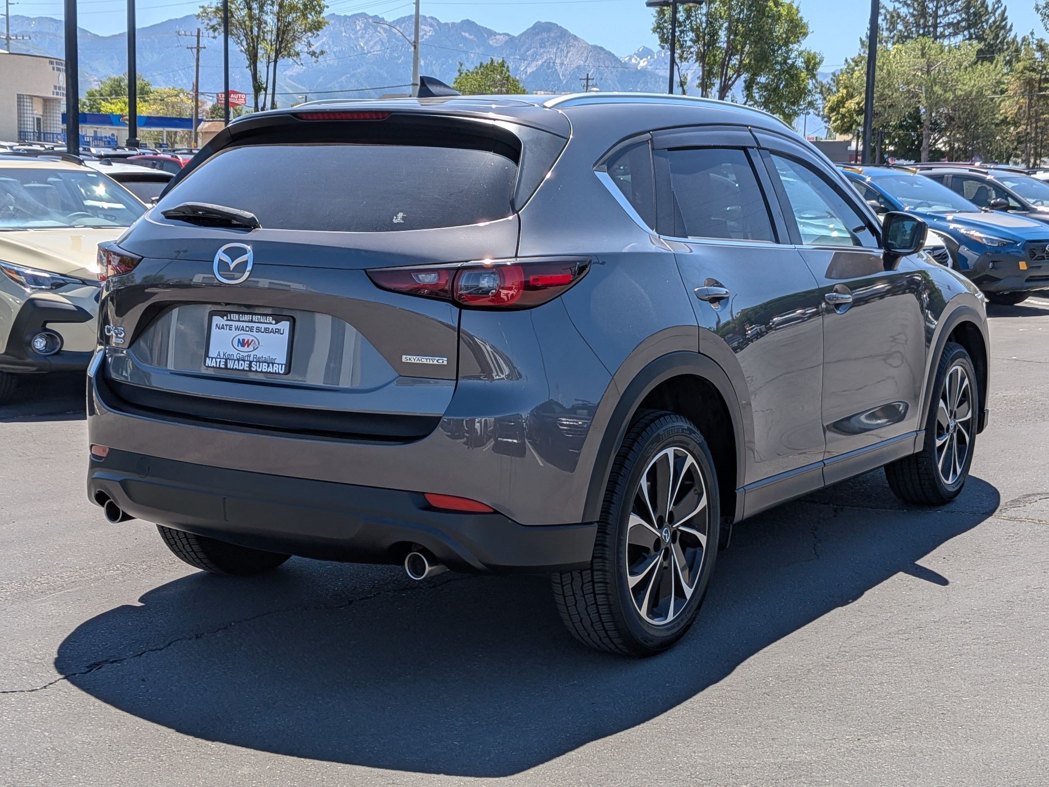 Used 2022 MAZDA CX-5 AWD 2.5 S w/ Premium Package image 3
