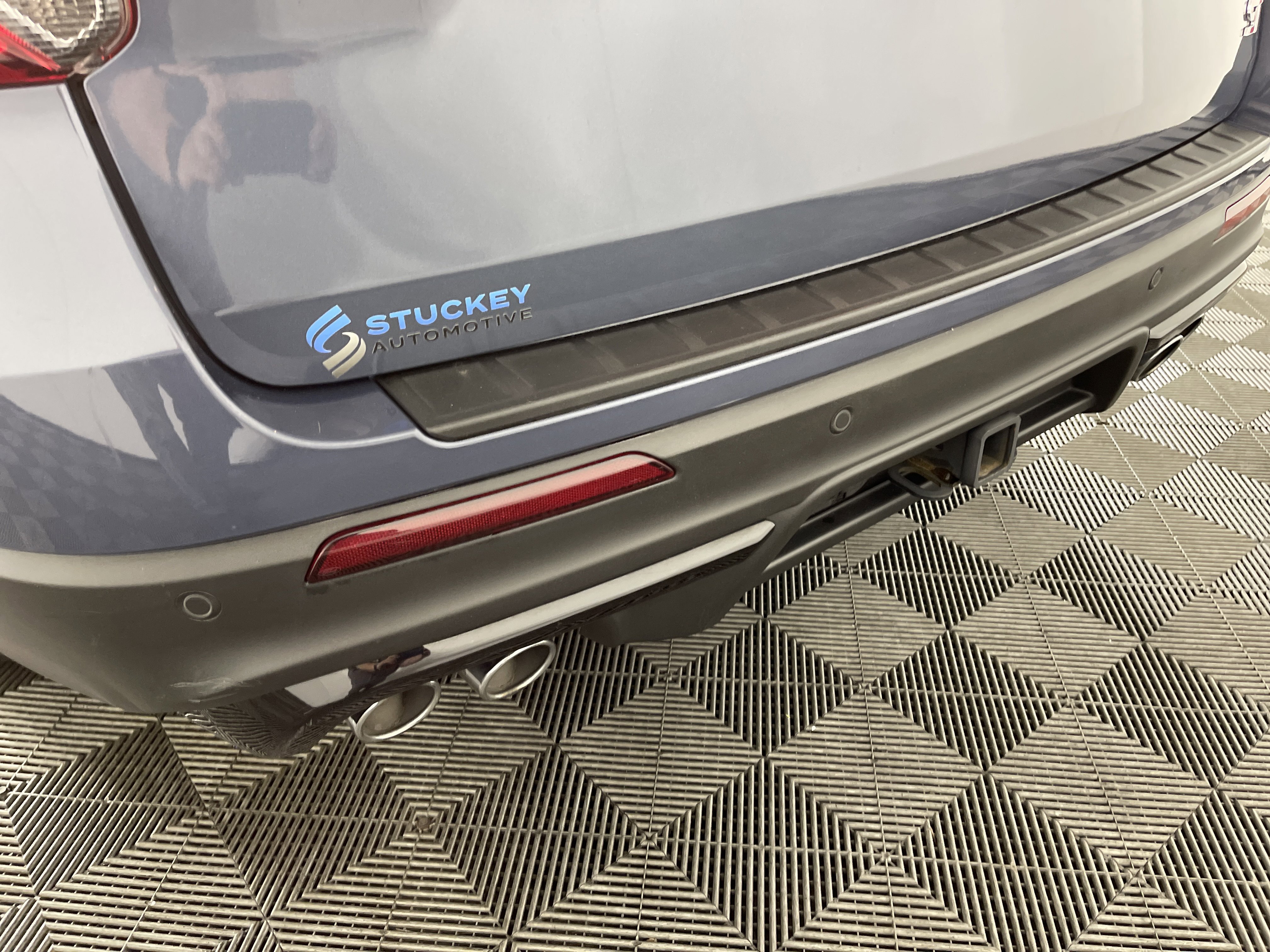 Used 2021 Ford Explorer ST w/ Equipment Group 401A image 7