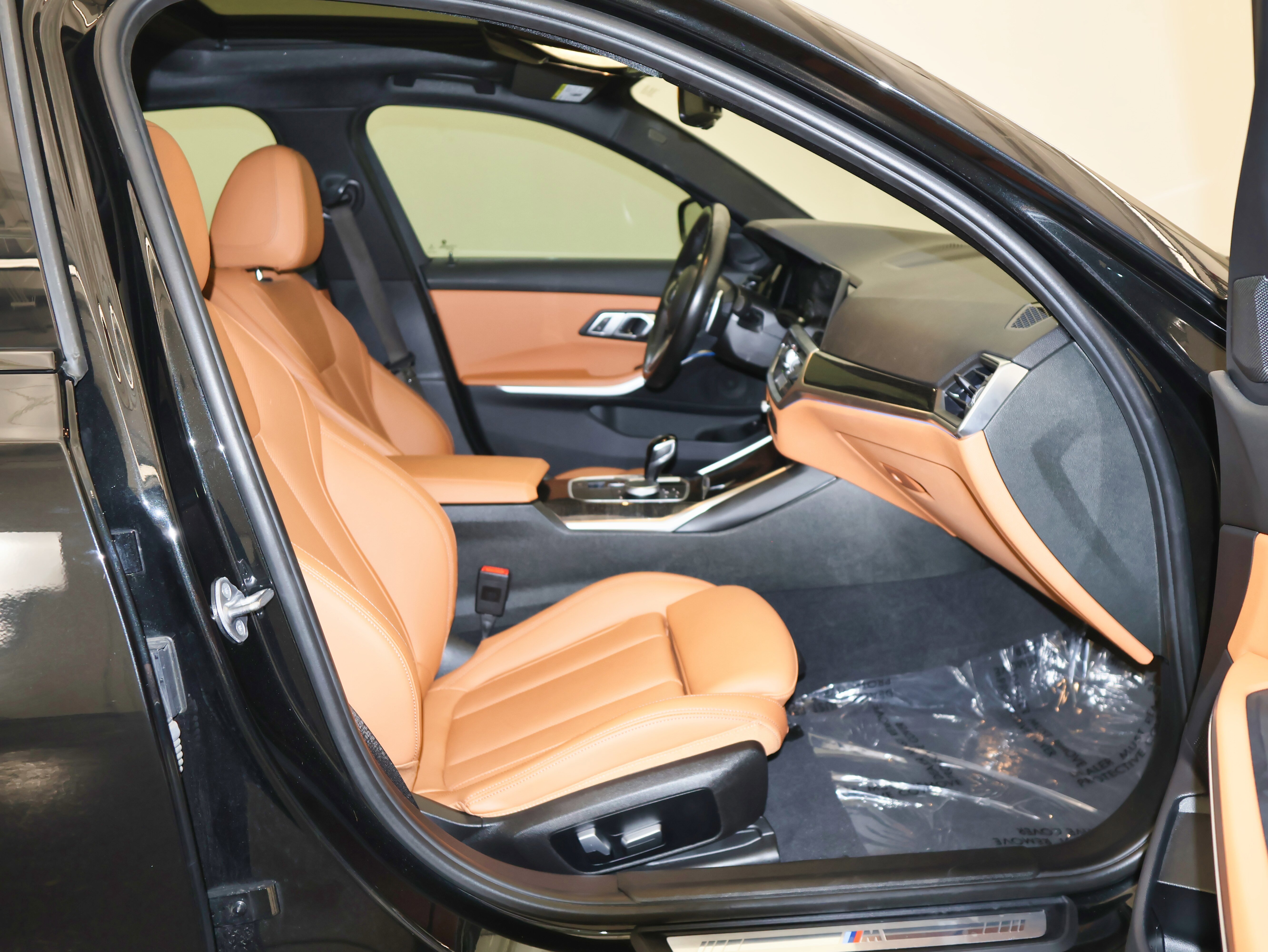 Used 2022 BMW 330e xDrive w/ M Sport Package image 44