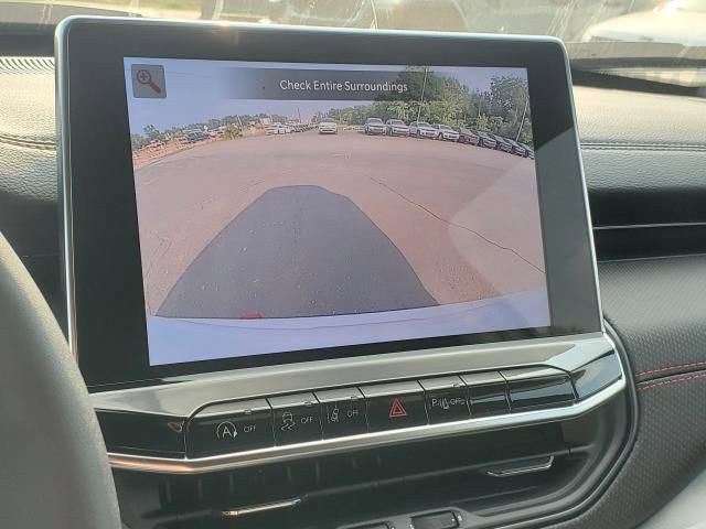 New 2025 Jeep Compass Trailhawk w/ Trailhawk Elite Group image 18