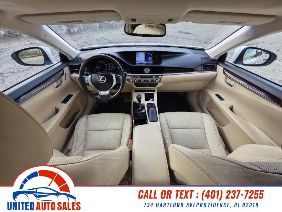 Used 2014 Lexus ES 350 w/ Luxury Package FWD image 14