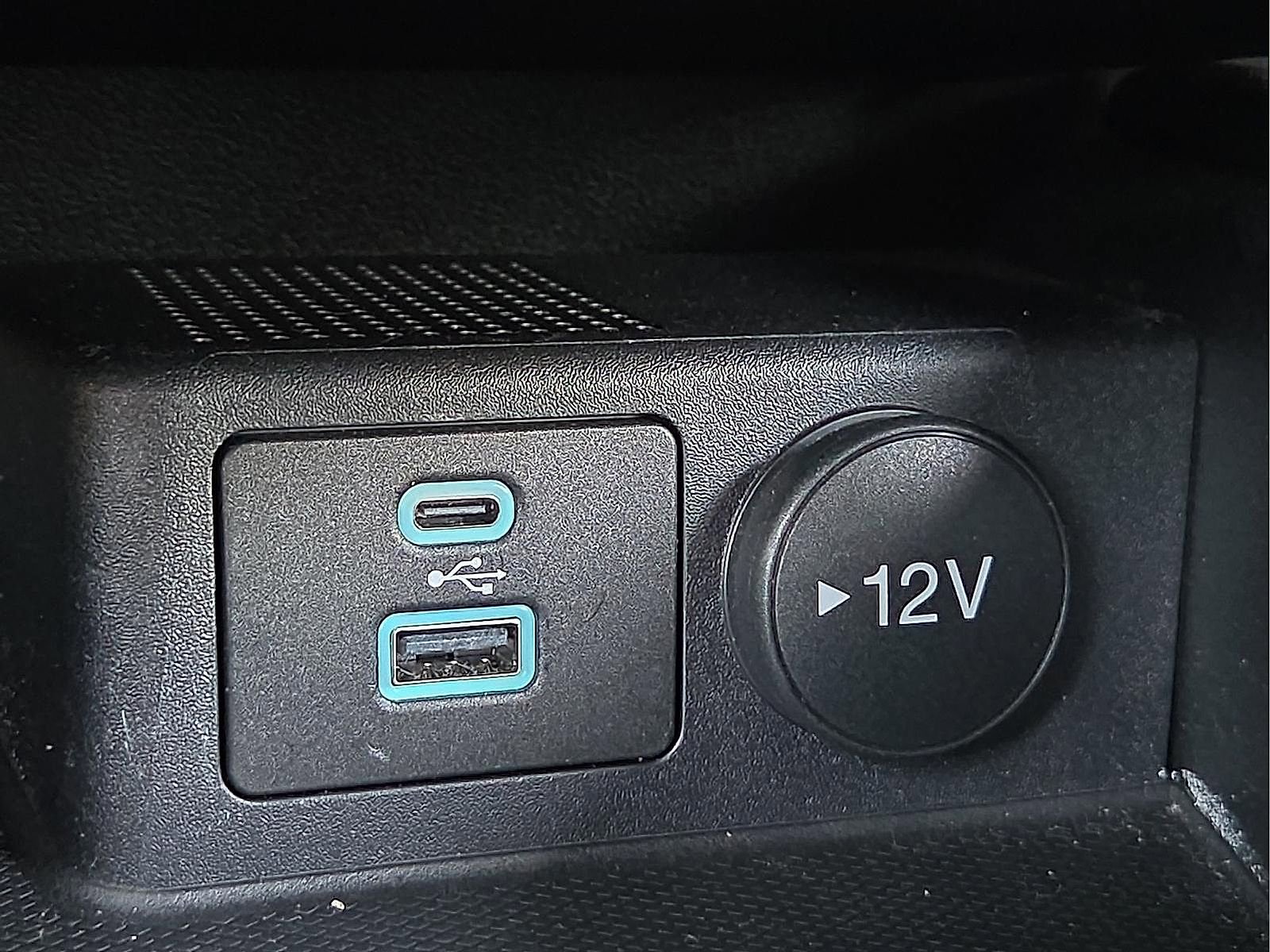 Certified 2023 Ford Escape ST-Line w/ Tech Pack #1 FWD image 17