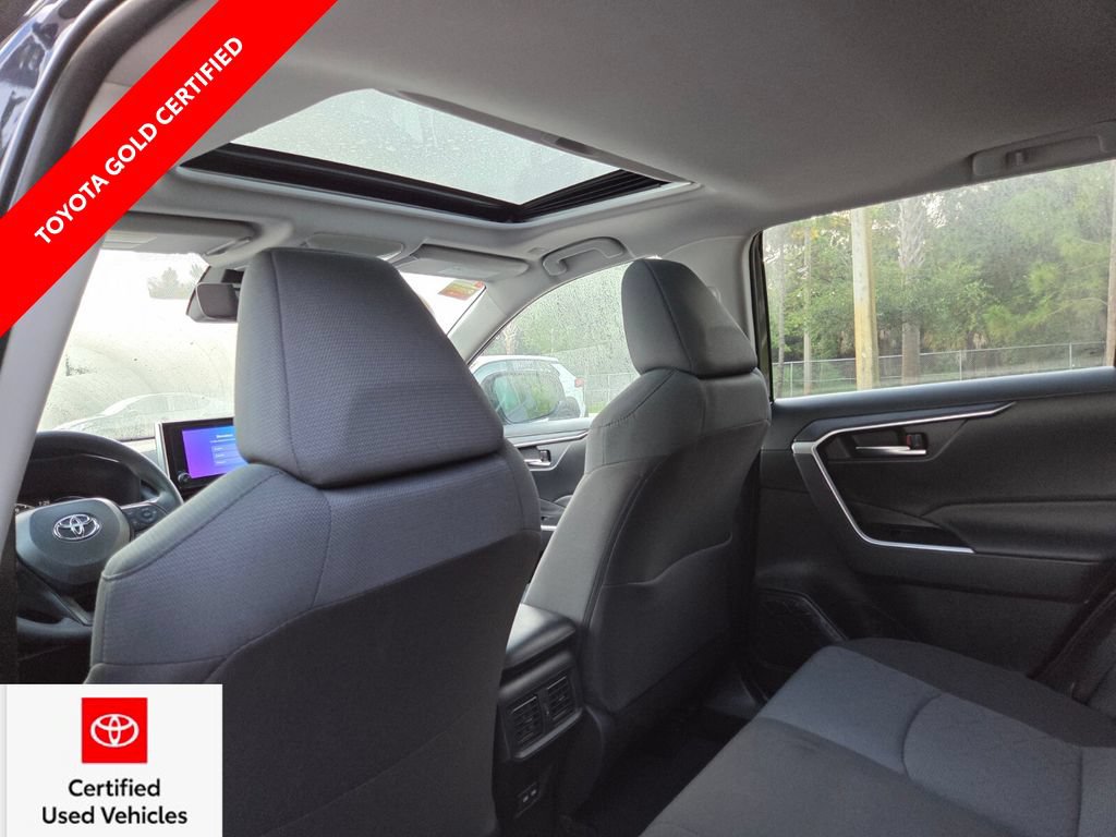 Certified 2025 Toyota RAV4 XLE w/ Convenience Package FWD image 23