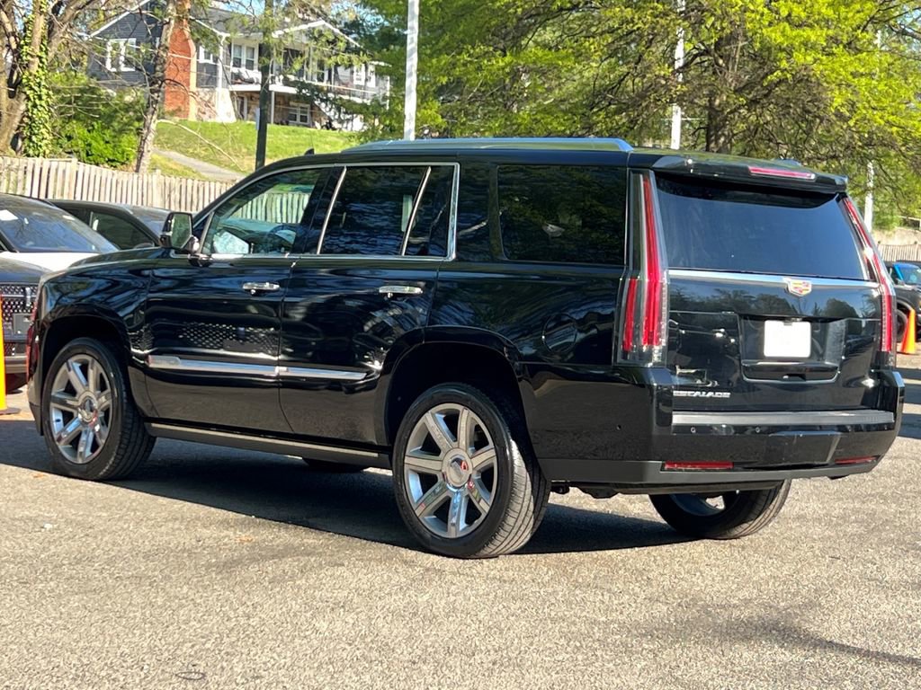 Used 2019 Cadillac Escalade Premium Luxury image 5