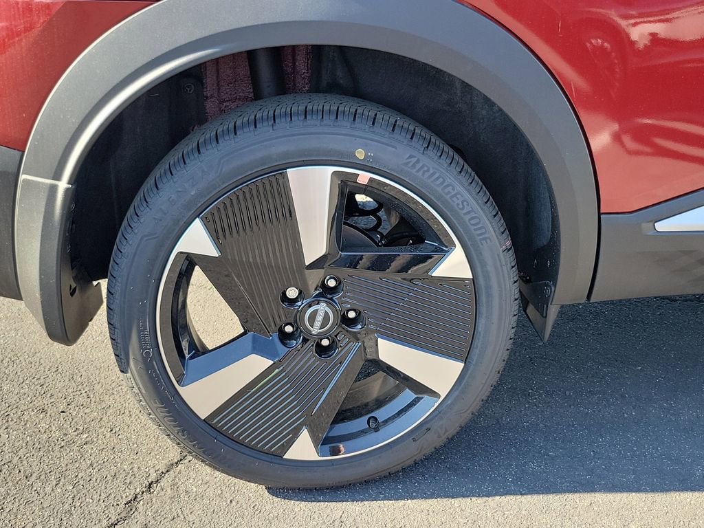 New 2026 Nissan Kicks SR w/ Cold Weather Package image 17