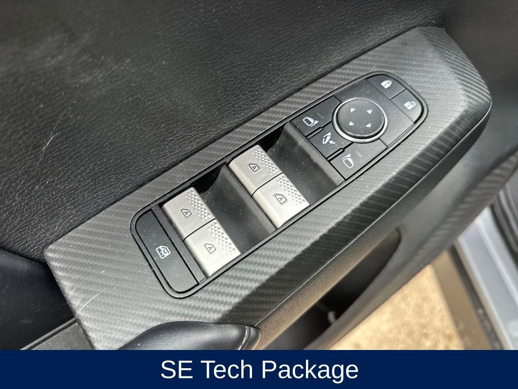 Used 2024 Mitsubishi Outlander SE image 9