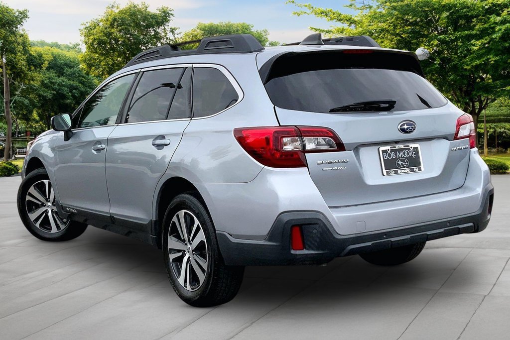 Used 2019 Subaru Outback 2.5i Limited AWD/4WD image 4