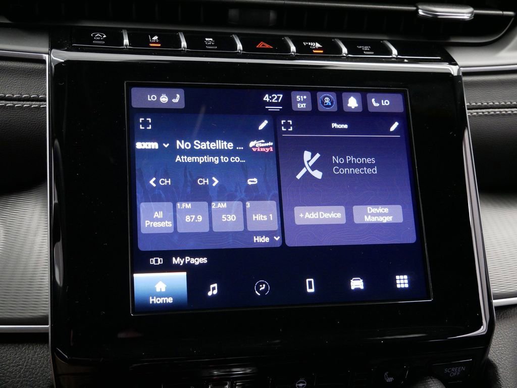 New 2025 Jeep Grand Cherokee Laredo w/ Luxury Tech Group I image 35