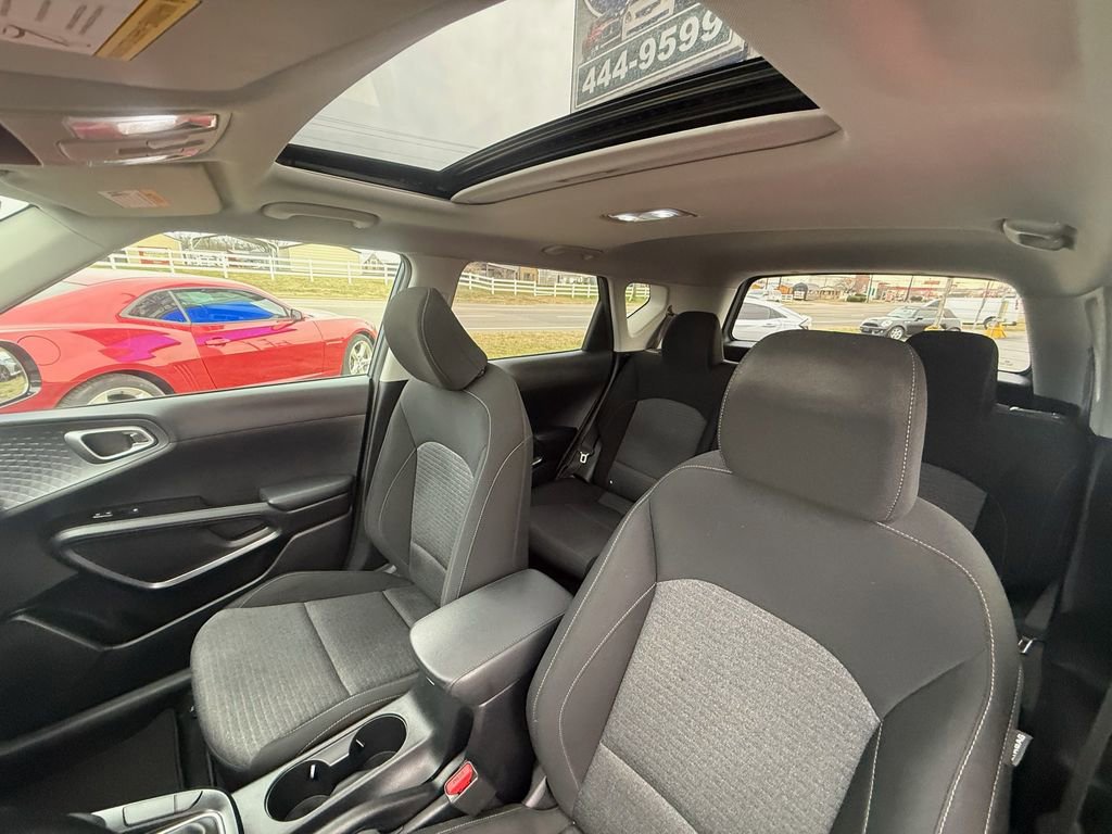 Used 2021 Kia Soul GT-Line image 13