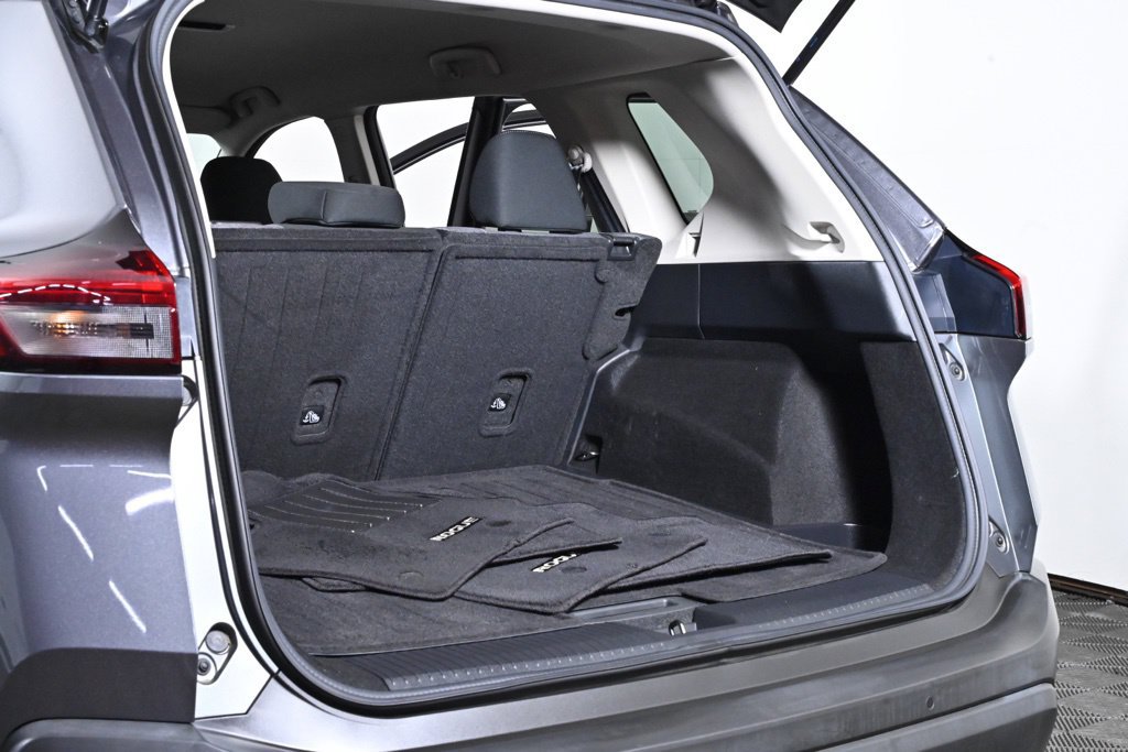 Used 2021 Nissan Rogue S AWD/4WD image 34