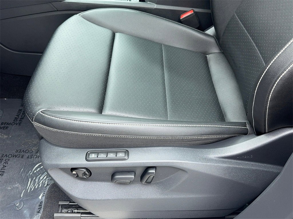 Used 2023 Volkswagen Atlas SEL image 40