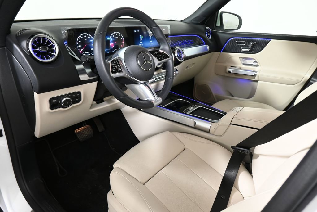 Certified 2026 Mercedes-Benz GLB 250 4MATIC image 14